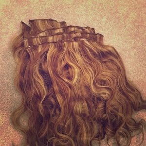 Hair Extentions 9 pieces